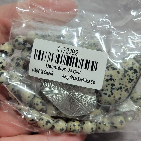 Dalmatian Jasper Earrings and Pendant Necklace - Picture 8 of 15